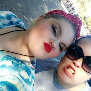 Meet your Posher, Rhiannon